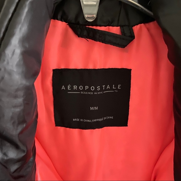 Aeropostale Black Vest - Picture 2 of 3